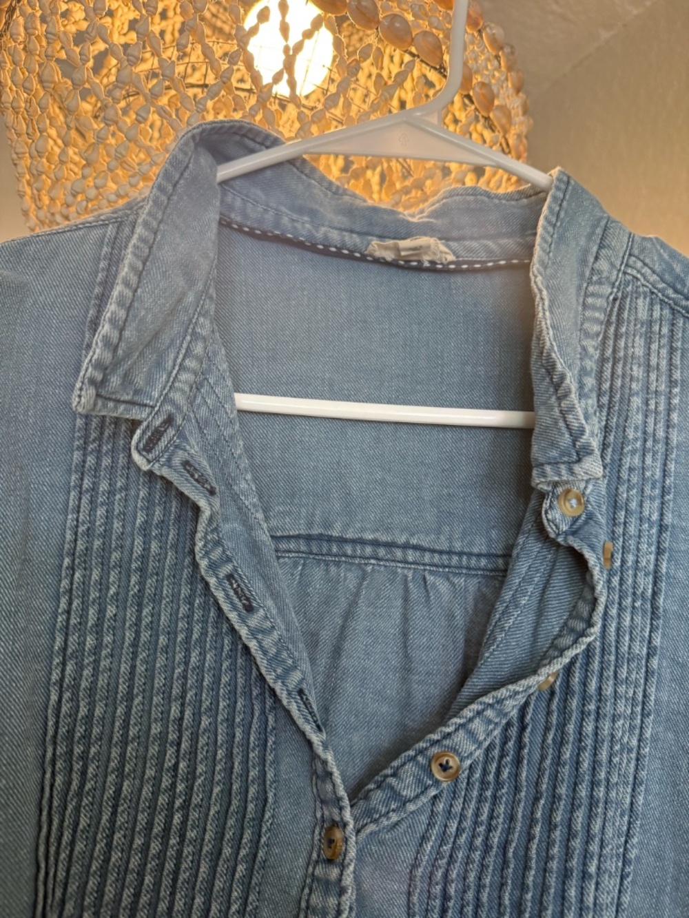 anthropologie pilcro soft and flowy denim shirt - Picture 4 of 6